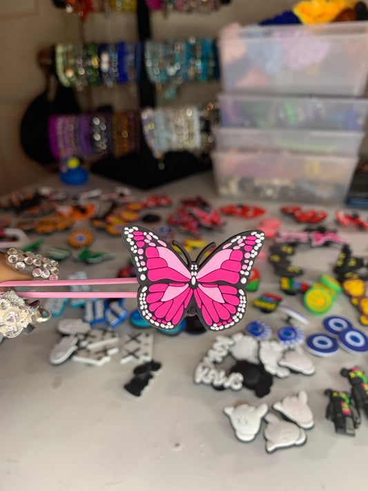 B9) PINK BUTTERFLY